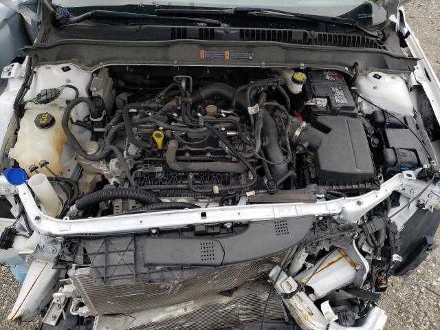 3FA6P0HD6KR148322 - 2019 FORD FUSION SE WHITE photo 11