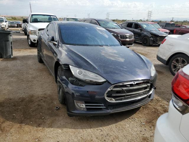 5YJSA1H20EFP63582 - 2014 TESLA MODEL S ლურჯი ფოტო 5