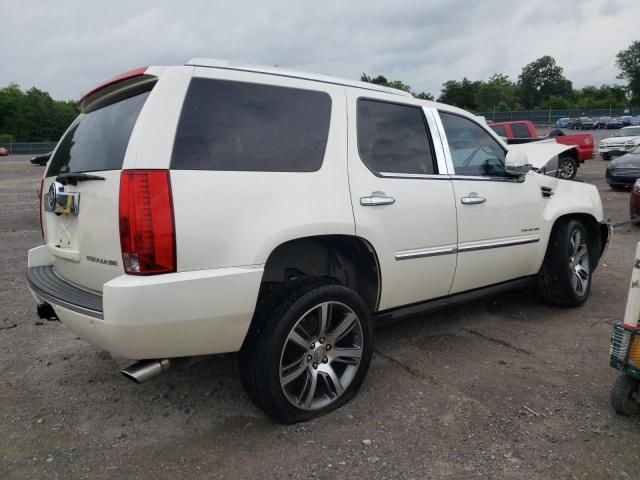 1GYS4CEF4BR343138 - 2011 CADILLAC ESCALADE PREMIUM WHITE photo 3