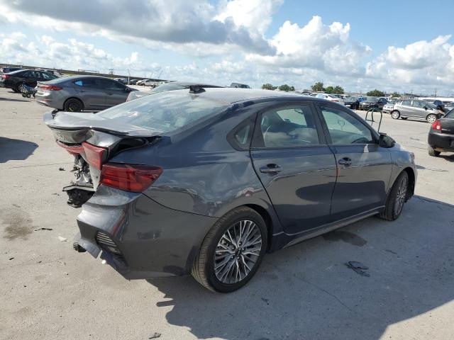 3KPF54AD8PE574917 - 2023 KIA FORTE GT LINE GRAY photo 3