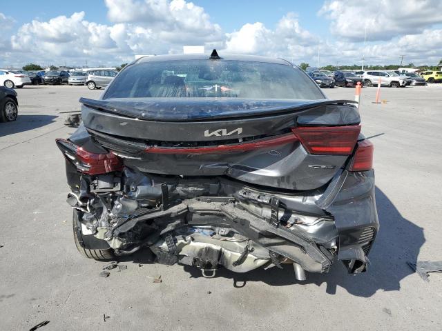 3KPF54AD8PE574917 - 2023 KIA FORTE GT LINE GRAY photo 6