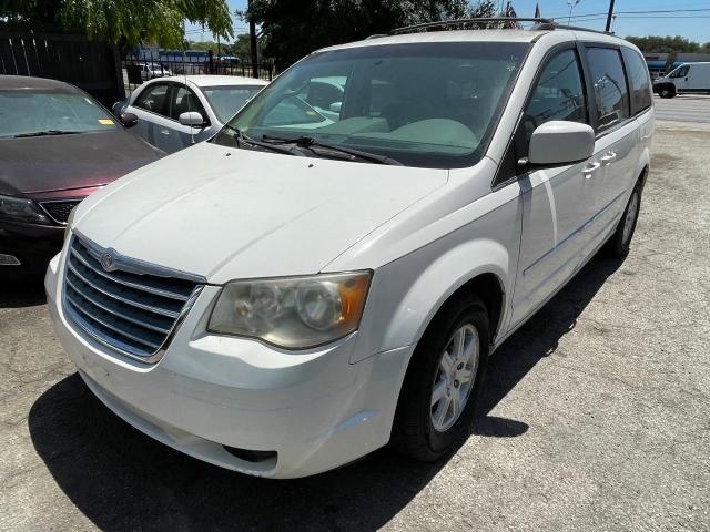 2A4RR5D17AR249801 - 2010 CHRYSLER TOWN & COU TOURING WHITE photo 2