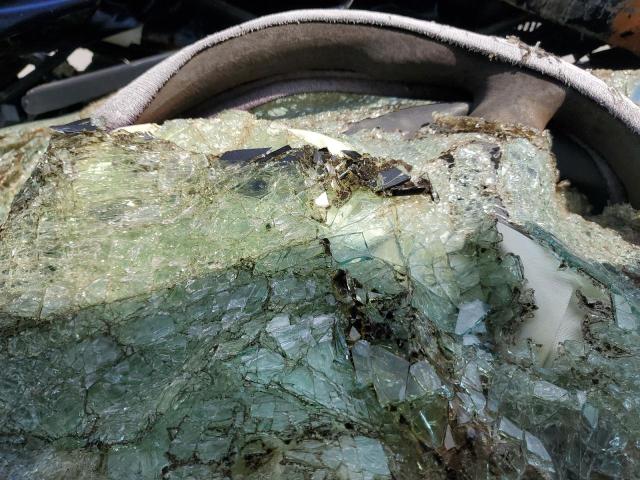 2T1KR32E13C058749 - 2003 TOYOTA COROLLA MA XR BLUE photo 9