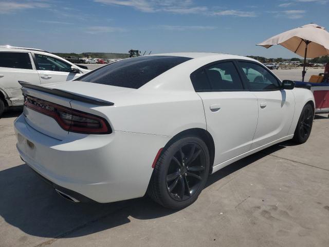 2C3CDXBG9GH312784 - 2016 DODGE CHARGER SE WHITE photo 3