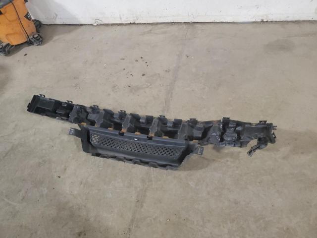 2C3CK6CT7BH585890 - 2011 CHRYSLER 300C WHITE photo 12