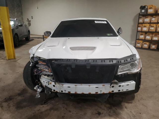 2C3CK6CT7BH585890 - 2011 CHRYSLER 300C WHITE photo 5