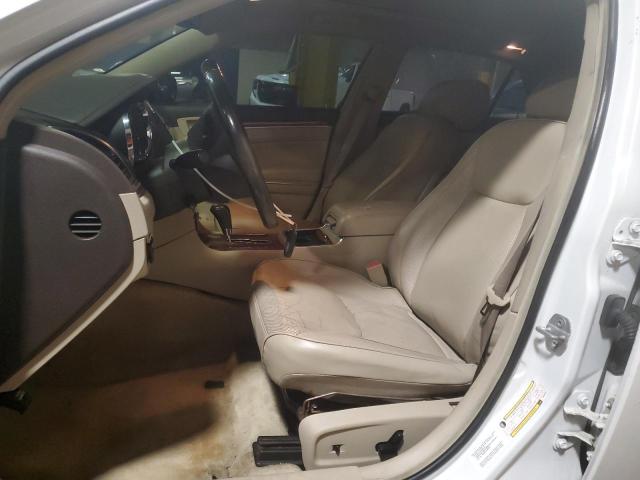 2C3CK6CT7BH585890 - 2011 CHRYSLER 300C WHITE photo 7