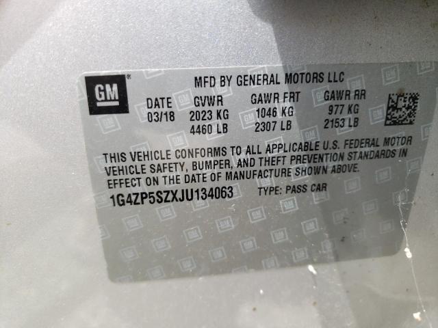 1G4ZP5SZXJU134063 - 2018 BUICK LACROSSE ESSENCE SILVER photo 12
