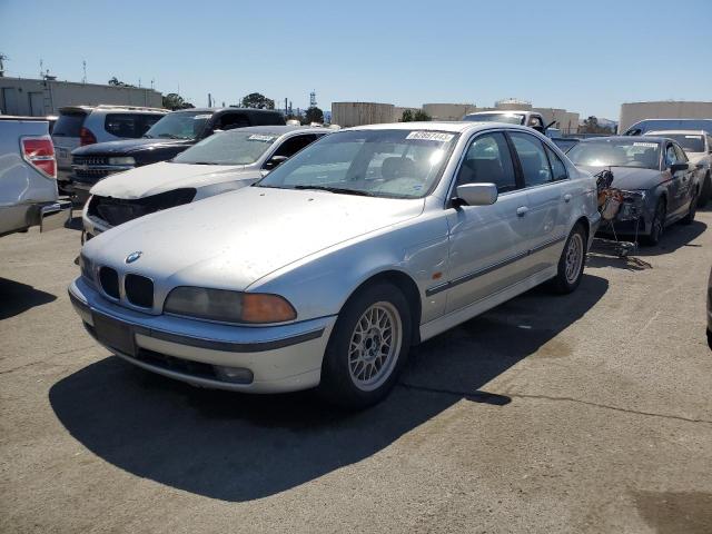 WBADM6347YGV01281 - 2000 BMW 5 SERIES I AUTOMATIC SILVER photo 1