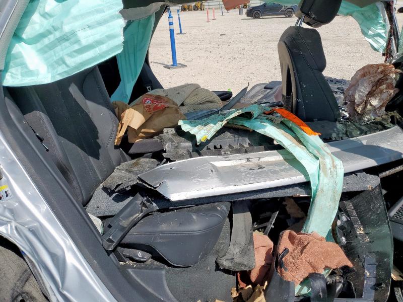 WA1BNAFY3K2067402 - 2019 AUDI Q5 PREMIUM PLUS SILVER photo 11