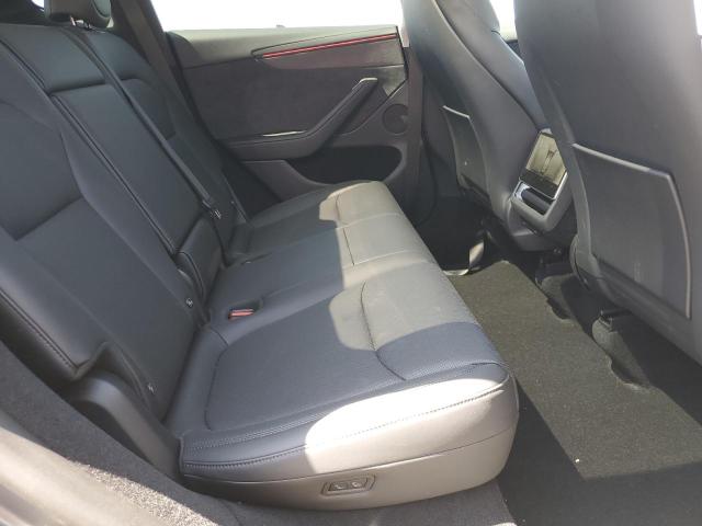 7SAYGDEE0TF344186 - 2026 TESLA MODEL Y 银色 照片 11