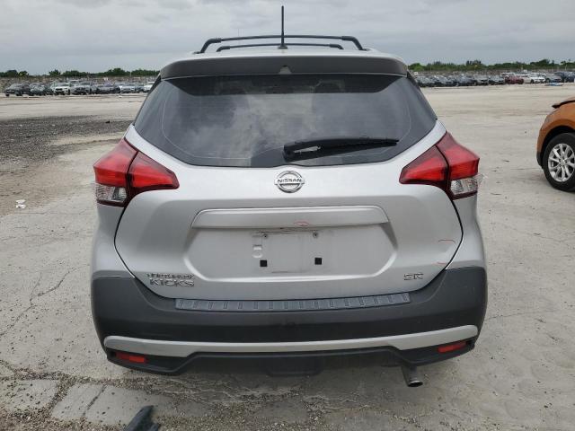 3N1CP5CU8KL533145 - 2019 NISSAN KICKS S SILVER photo 6