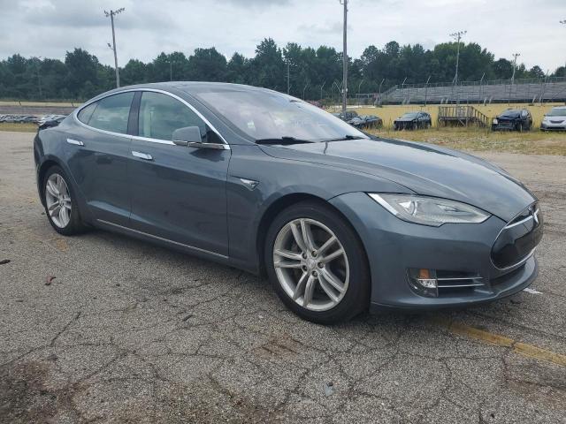 5YJSA1CG0DFP03903 - 2013 TESLA MODEL S ნაცრისფერი ფოტო 4