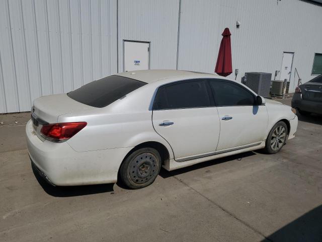 4T1BK3DB6BU398239 - 2011 TOYOTA AVALON BASE WHITE photo 3