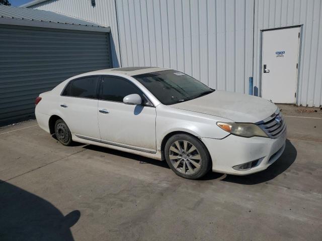 4T1BK3DB6BU398239 - 2011 TOYOTA AVALON BASE 白色 照片 4