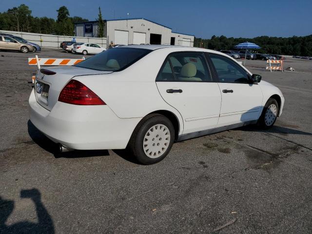 1HGCM56186A025974 - 2006 HONDA ACCORD VALUE WHITE photo 3