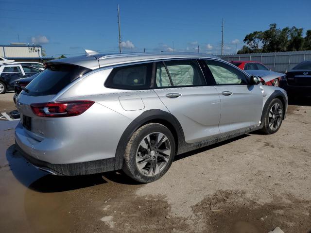 W04GV8SX5J1122593 - 2018 BUICK REGAL TOUR ESSENCE SILVER photo 3