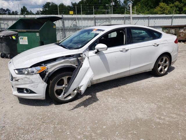 3FA6P0H75FR142947 - 2015 FORD FUSION SE WHITE photo 1