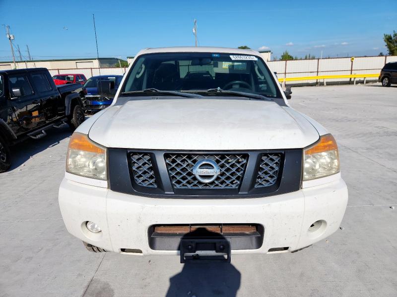 1N6BA0EK2AN305940 - 2010 NISSAN TITAN XE WHITE photo 5