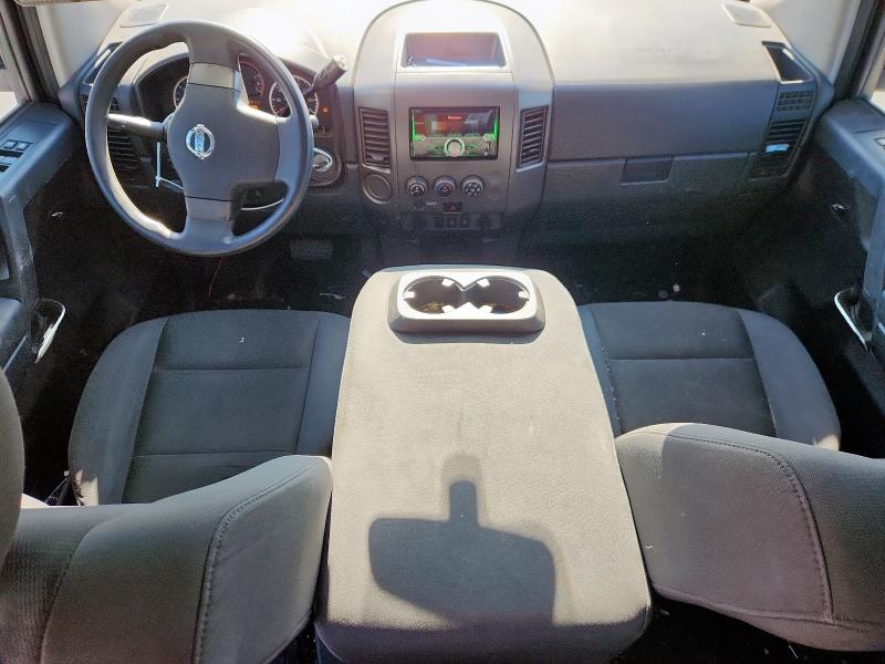 1N6BA0EK2AN305940 - 2010 NISSAN TITAN XE WHITE photo 8
