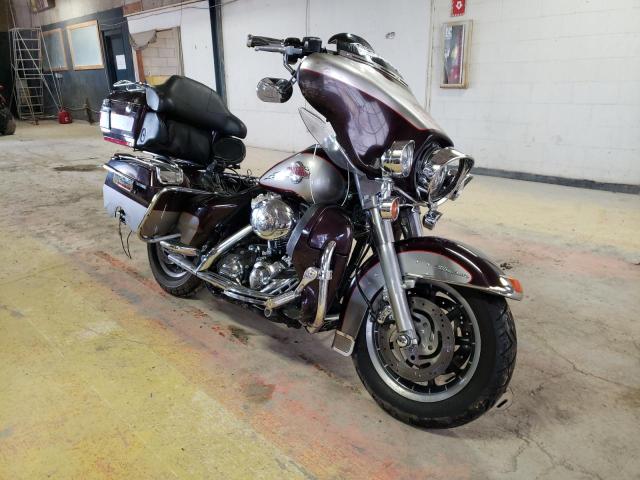 1HD1FC4117Y627243 - 2007 HARLEY-DAVIDSON FLHTCUI 双色 照片 1