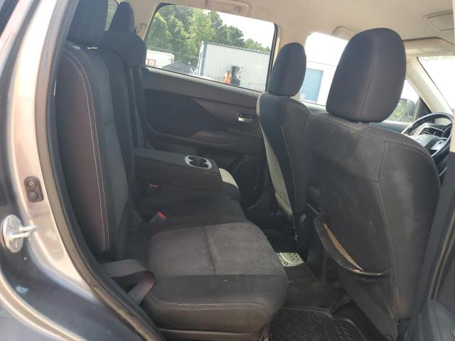 JA4AD3A3XJJ004310 - 2018 MITSUBISHI OUTLANDER SE GRAY photo 11