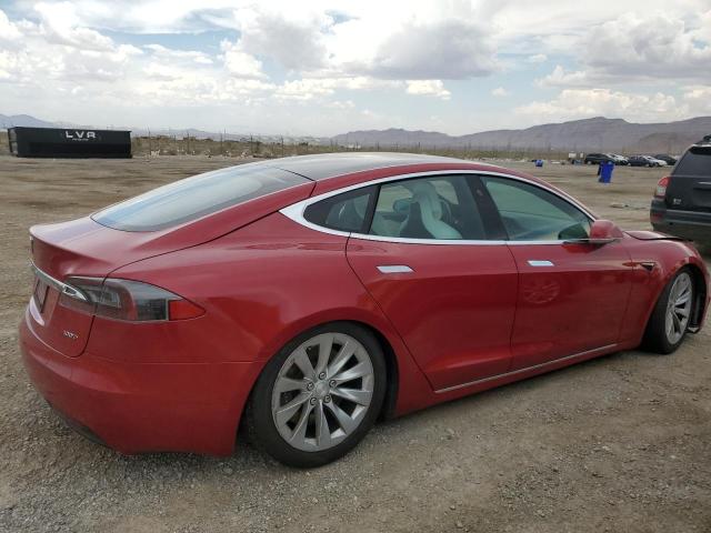 5YJSA1E28JF249588 - 2018 TESLA MODEL S RED photo 3