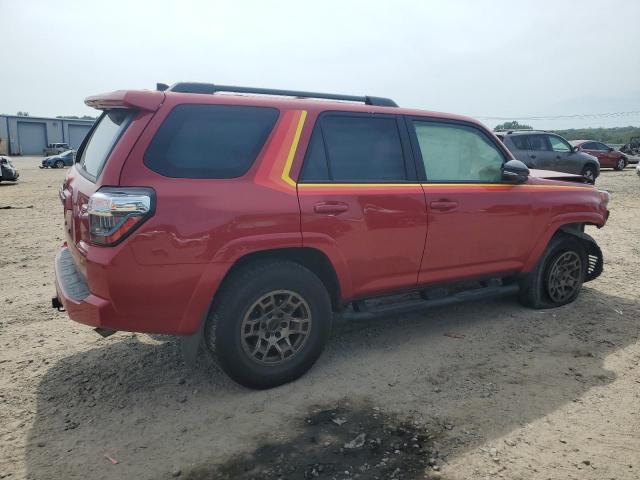 JTEUU5JR5P6108911 - 2023 TOYOTA 4RUNNER SE RED photo 3