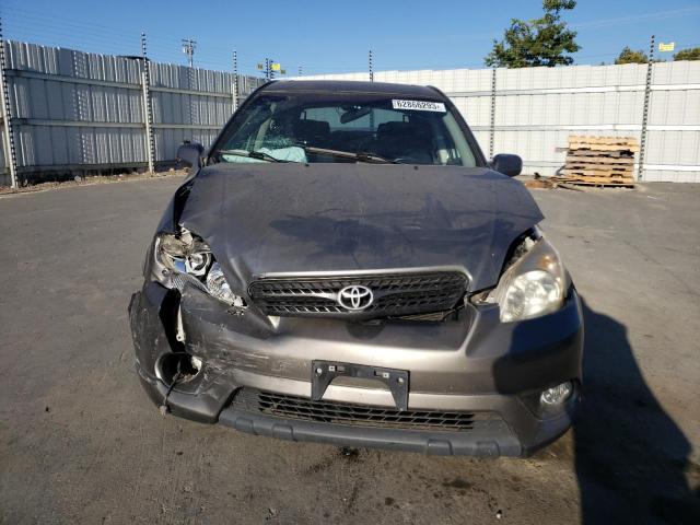 2T1KR32E26C599832 - 2006 TOYOTA COROLLA MA XR GRAY photo 5