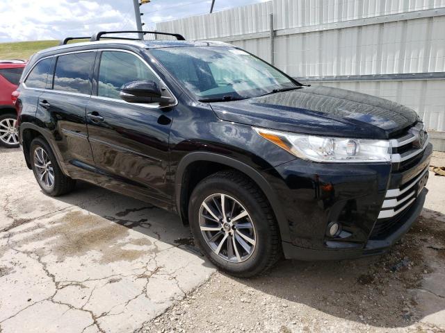 5TDJZRFH9HS435992 - 2017 TOYOTA HIGHLANDER SE CHARCOAL photo 4