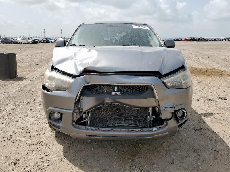 JA4AR4AU2BZ010458 - 2011 MITSUBISHI OUTLANDER SE GRAY photo 5