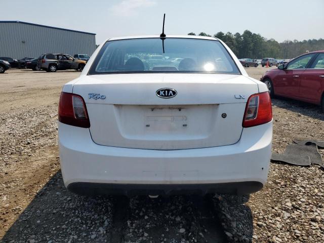 KNADH4A35B6736973 - 2011 KIA RIO BASE WHITE photo 6