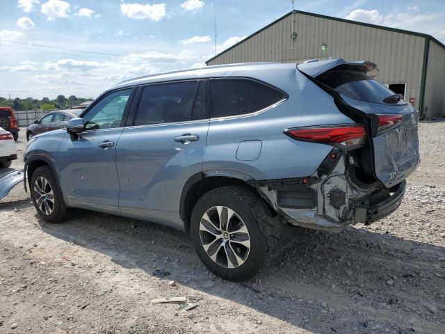 5TDGZRBH9MS082695 - 2021 TOYOTA HIGHLANDER XLE BLUE photo 2