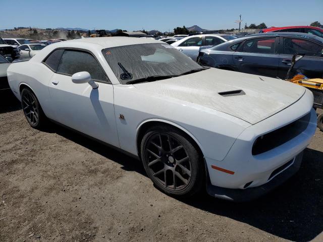 2C3CDZFJ3FH843172 - 2015 DODGE CHALLENGER R/T SCAT PACK WHITE photo 4