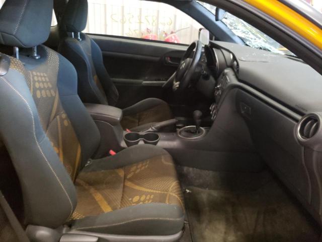 JTKJF5C77C3022890 - 2012 TOYOTA SCION TC ყვითელი ფოტო 5
