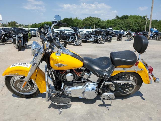 1HD1BW511BB018063 - 2011 HARLEY-DAVIDSON FLSTC YELLOW photo 3