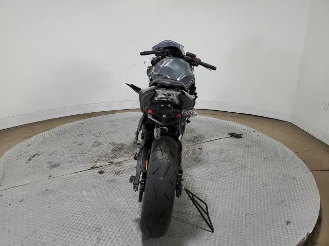 ML5EXER10RDAB1721 - 2024 KAWASAKI EX650 R Qara foto 4