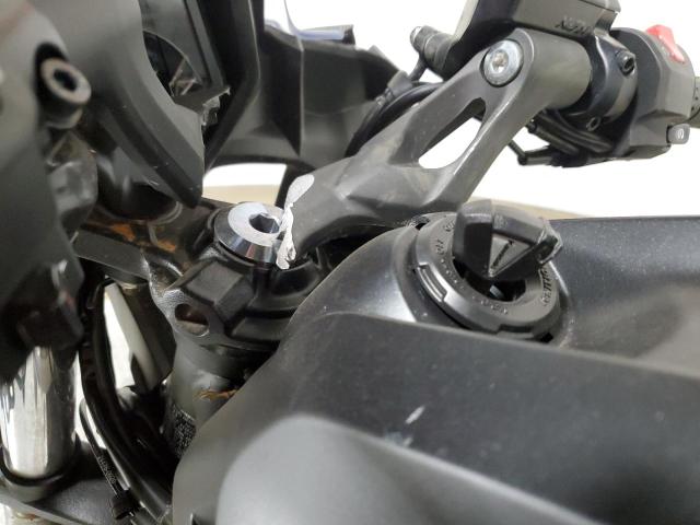 ML5EXER10RDAB1721 - 2024 KAWASAKI EX650 R Qara foto 8