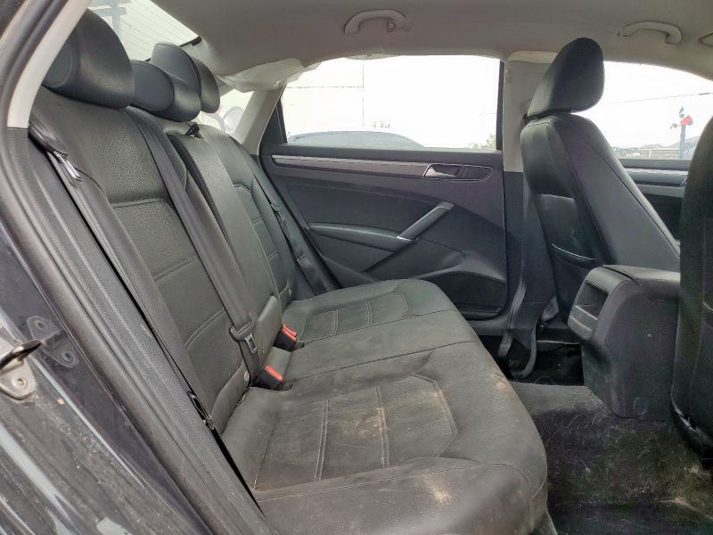 1VWDT7A34HC041832 - 2017 VOLKSWAGEN PASSAT R-LINE ნაცრისფერი ფოტო 10