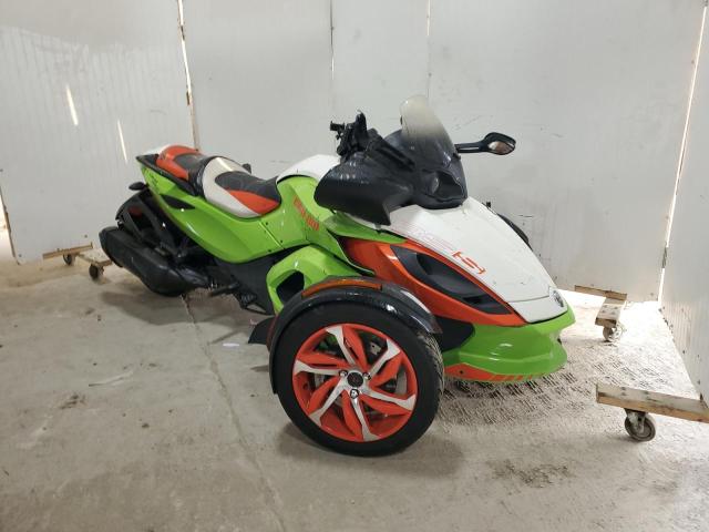 2BXNABC43FV000013 - 2015 CAN-AM SPYDER ROA RS GREEN photo 1