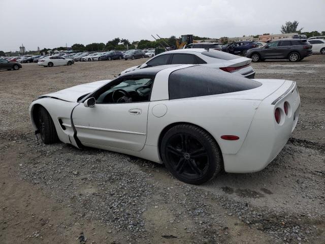 1G1YY22G9Y5119822 - 2000 CHEVROLET CORVETTE WHITE photo 2