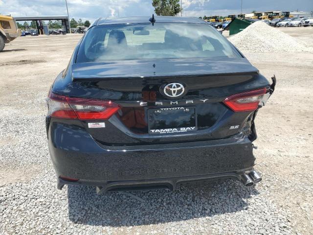 4T1T11AKXRU916850 - 2024 TOYOTA CAMRY SE NIGHT SHADE BLACK photo 6