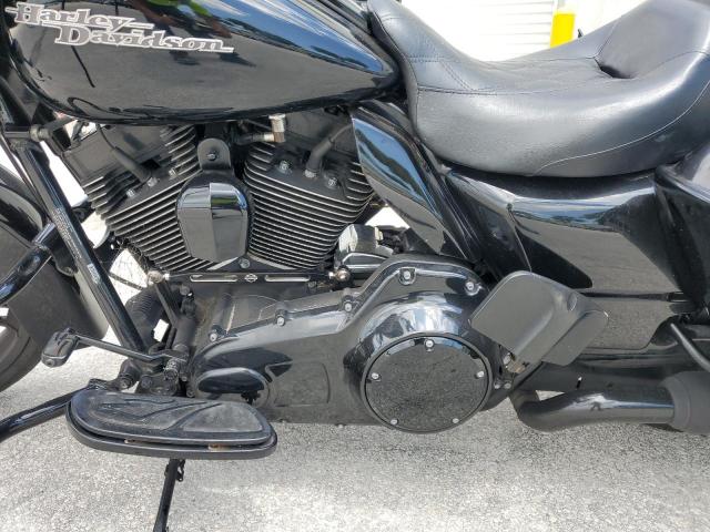 1HD1KB413BB632400 - 2011 HARLEY-DAVIDSON FLHX შავი ფოტო 13