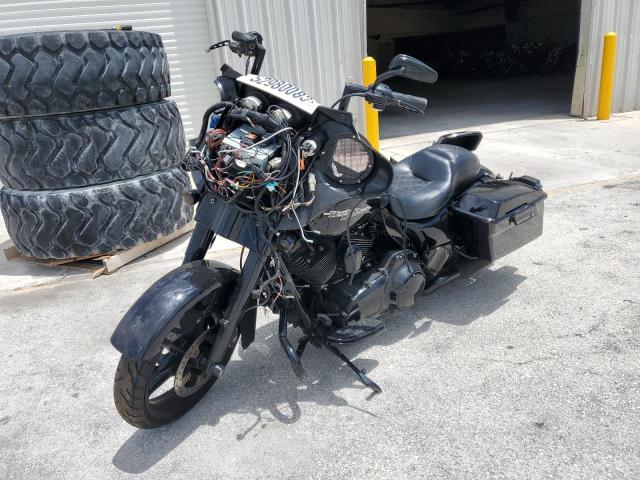 1HD1KB413BB632400 - 2011 HARLEY-DAVIDSON FLHX შავი ფოტო 4