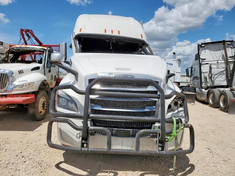 3AKJHHDR1SSVY3701 - 2025 FREIGHTLINER CASCADIA 1 თეთრი ფოტო 9