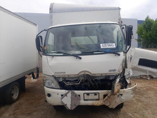 JHHRPM2HXEK001100 - 2014 HINO 195 WHITE photo 5