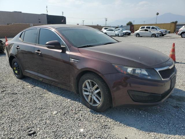 KNAGM4A75B5166118 - 2011 KIA OPTIMA LX BURGUNDY photo 4