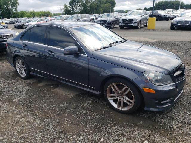 WDDGF4HBXEG207817 - 2014 MERCEDES-BENZ C 250 GRAY photo 4