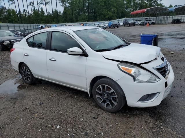 3N1CN7AP7GL854003 - 2016 NISSAN VERSA S WHITE photo 4