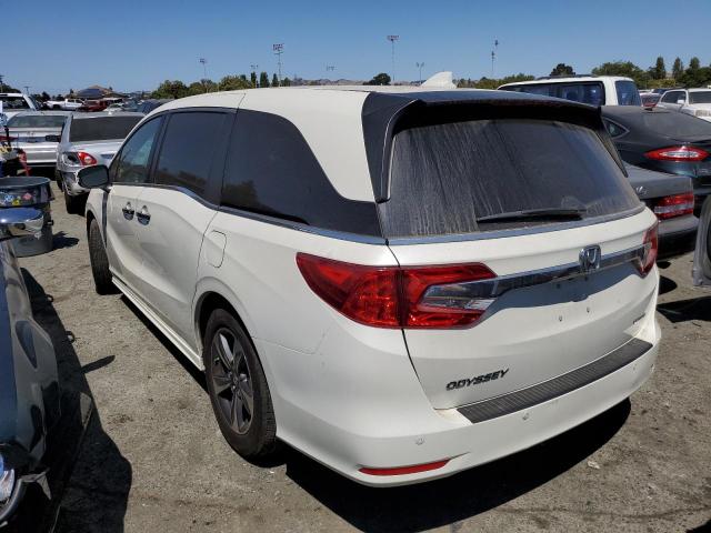 5FNRL6H89JB048689 - 2018 HONDA ODYSSEY TOURING WHITE photo 2